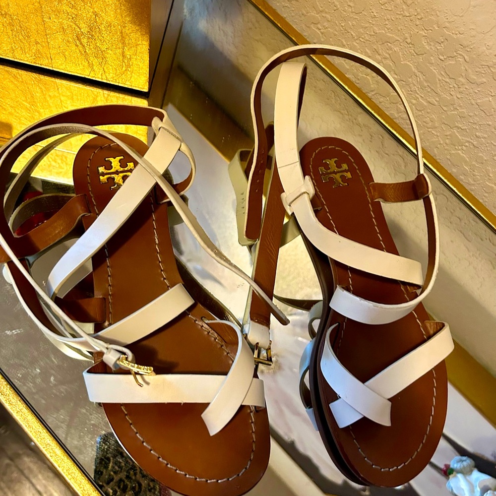 ***SOLD***Tory Burch Sandals